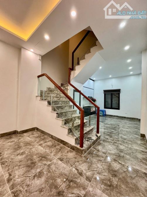 BÁN NHÀ LÊ DUẨN 65M , OTO ĐÕ CỬA, LÔ GÓC ,  2 MẶ NGÕ,TRUNG TÂM ĐỐNG ĐA GIÁ CHỈ 13TỶ5 - 4