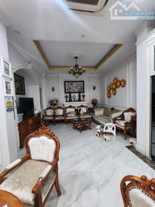 Bán nhà Phố Đặng Văn ngữ. Diện tích 167m. 5 Tầng. Mặt tiền 12m. Giá 57 tỷ - 4