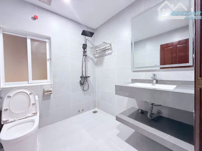 bán nhà 6 tầng cạnh khu đô thị royal park city và đường 3.5 ô tô ngủ trong nhà giá chà10ty - 4