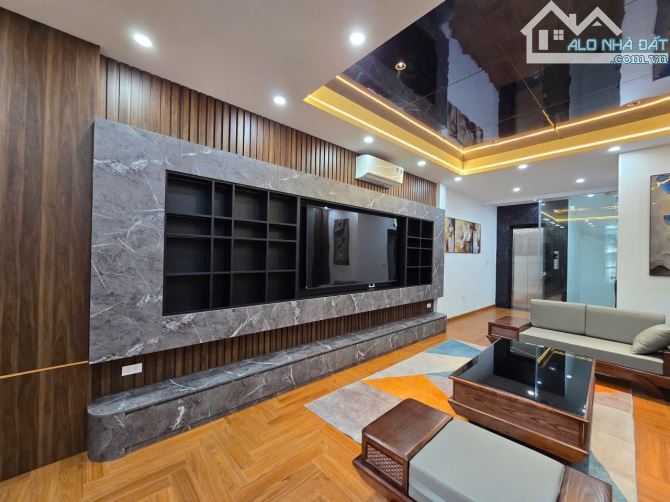 Bán nhà long biên 6 tầng thang máy oto tránh đỗ chỉ hơn 7 tỷ - 4