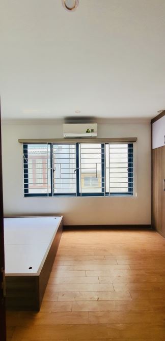 BÁN Nhà căn góc ở luôn-Bồ Đề, Long Biên- Ngõ ô tô 7 chỗ thông,gần cầu ChươngDương-6.35 tỷ - 4