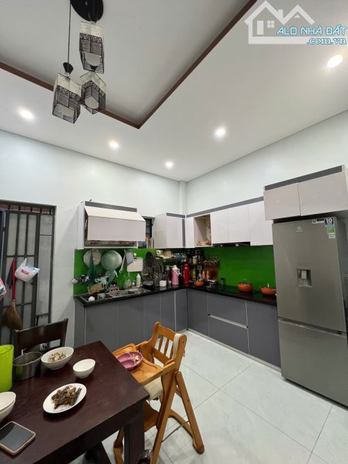 Bán Nhà Phạm Vấn 7.5m, Gần Bãi Tắm Sơn Trà, 71m2, 3 Tầng Chỉ 6.x Tỷ - 4