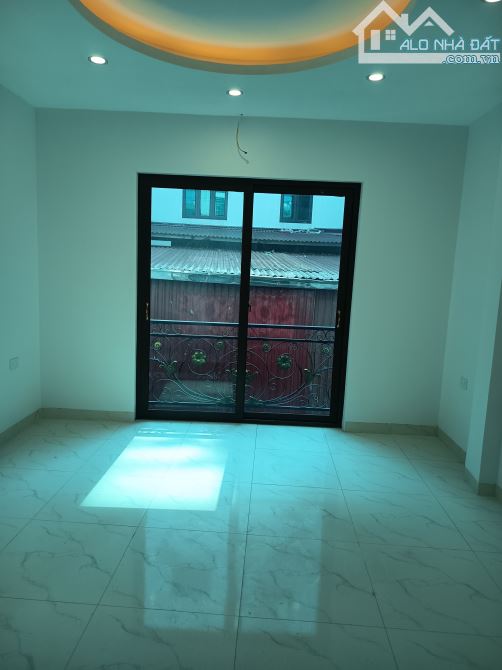 Bán nhà Đường 422 Tân lập 38 m2 5 tầng giá 5.5 tỷ hàng xóm KĐT Tân Tây Đô & Lideco. - 4