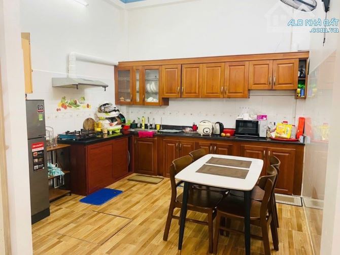 Nhà đẹp Dân Xây Tái Định Cư Giang Biên 42,5m mặt tiền 3,8m 4 tầng full nội thất 12 tỷ hiếm - 4
