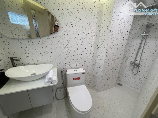 Bán nhà đẹp Lê Văn Sỹ Phú Nhuận, MT rộng mênh mông, Full nội thất sang xịn mịn, chỉ 7.x tỷ - 4