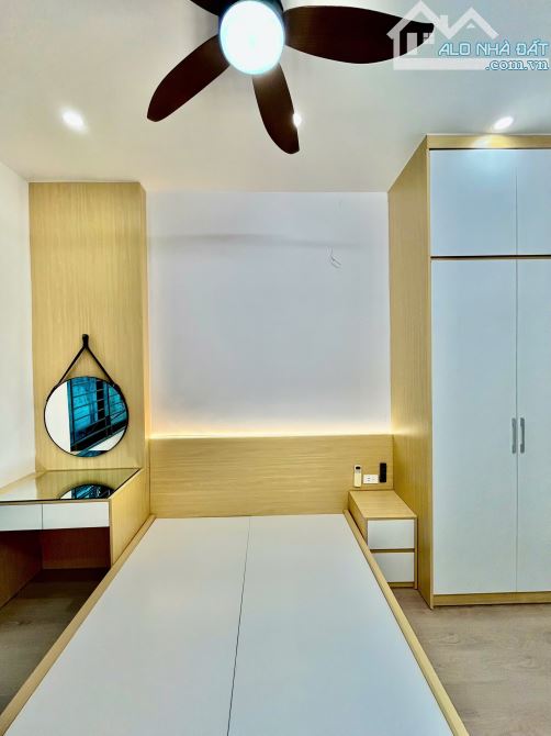 Bán Nhà Phố Định Công Thượng . DT 20m - 4 Tầng - Nhỉnh 2 Tỷ - 4
