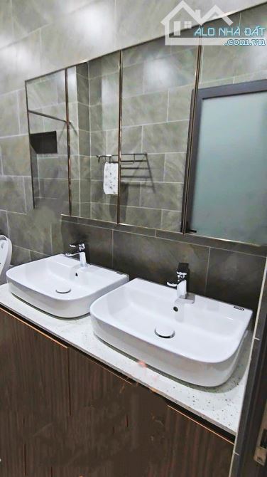 HƯƠNG LỘ 2 - 50M2 - 3 TẦNG - HẺM XE HƠI VÔ NHÀ MÀ CHỈ NHỈNH 4 TỶ.CÒN TL .NGAY AEON BÌNH TÂ - 4