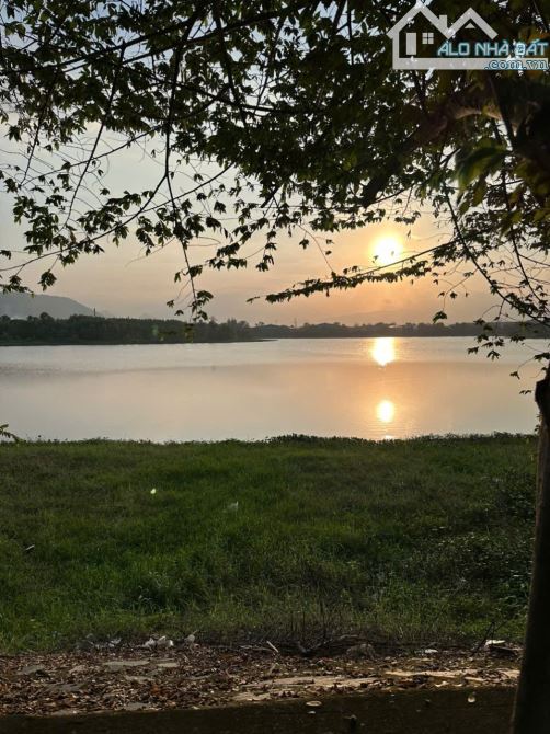 BÁN NHÀ 2 TẦNG ĐẸP GẦN BIỂN NGUYỄN TẤT THÀNH – VIEW CÔNG VIÊN, THOÁNG MÁT TRỌN ĐỜI - 4