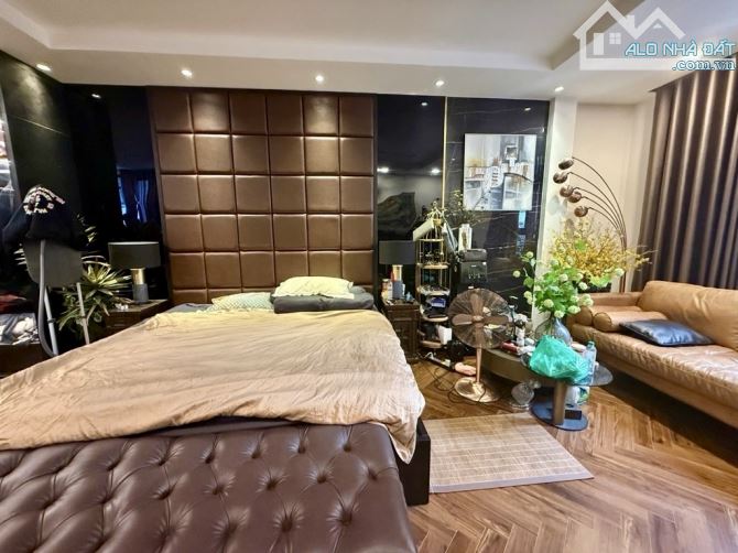 HOÀN KIẾM-VIP-SÁT PHỐ LÝ NAM ĐẾ-Ô TÔ ĐỖ CỬA-LÔ GÓC-MẶT TIỀN KHỦNG-THANG MÁY-FULL NỘI THẤT - 4