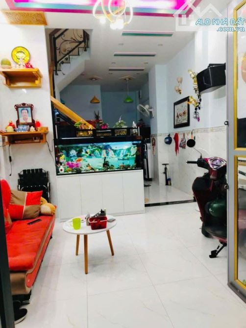 Bán nhà 3.5 tấm Phan Huy Ích p12 gò vấp.xe hơi đỗ cửa chỉ 4.2 tỷ - 4