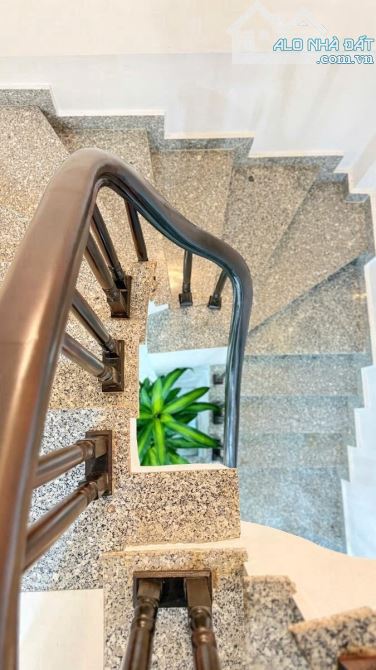 Bán Nhà Kim Ngưu 53m² – 5 Tầng, Ngõ Thông, Kinh Doanh, Giá 7.65 Tỷ - 4