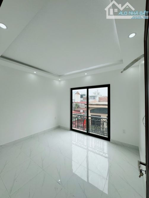 Bán Nhà 4 Tầng Miếu hai Xã Dư Hàng Kênh Lê Chân Hải Phòng, oto đỗ cửa, KD ok giá 4.25 tỷ - 4