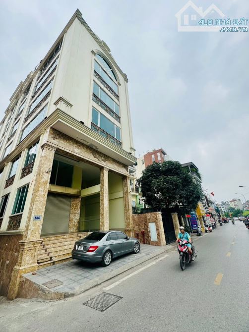 BÁN TOÀ VĂN PHÒNG MẶT PHỐ NGỌC THUỴ 240m2 - 8T THANG MÁY - MT 8.6m - 68 TỶ - LÔ GÓC - KD - 4