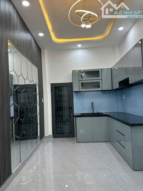 Bán Nhà Mặt Tiền đường Phạm Hùng P9Q.8 Hai tầng 38m²3PN, 3WC  Giá 5,2 Tỷ - 5