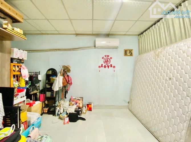 Bán nhà Hoàng Văn Thụ , phường4, quận Tân Bình,40m2, giá 3.8 tỷ - 5