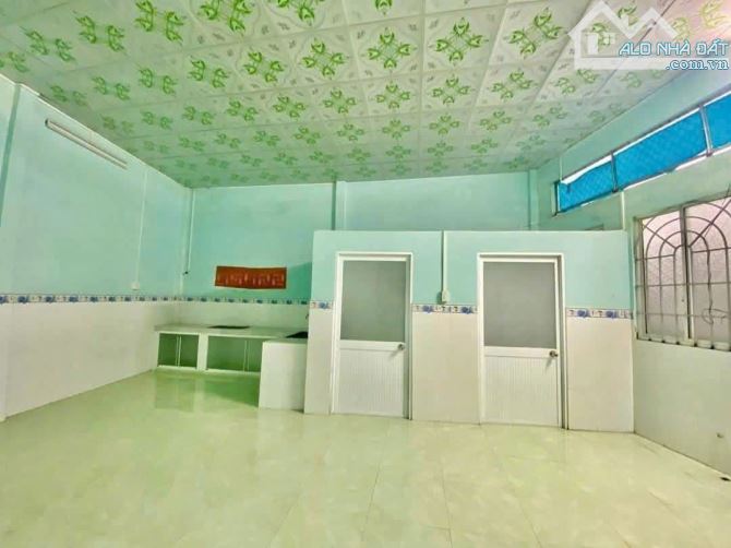 Bán nhanh căn nhà c4 Tân Phú Trung. Làm việc rõ ràng thì đi xem, khỏi mất thời gian. Miễcò - 5