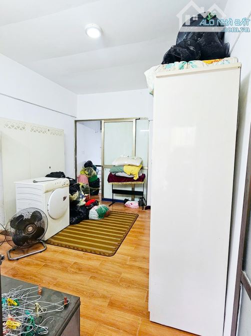CHỈ 4,93TỶ CÓ NGAY NHÀ TÔN ĐỨC THẮNG DÂN XÂY ĐẸP, RA OTO 20M, NGÕ NÔNG, BAN CÔNG|DT25M2 - 5