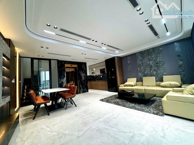Đẹp nhất thị trường Long Biên, mặt phố Hồng Tiến 7 tầng thang máy, MT 6.3M khuôn tiền 2X - 5