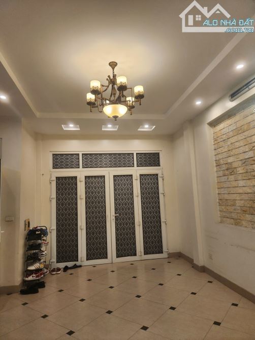 BÁN NHÀ PHÂN LÔ VIP PHỐ TAM TRINH– 90m² – 4 TẦNG –MẶT TIỀN 6M –VỈA HÈ– Ô TÔ TRÁNH- 30,xTỶ - 5