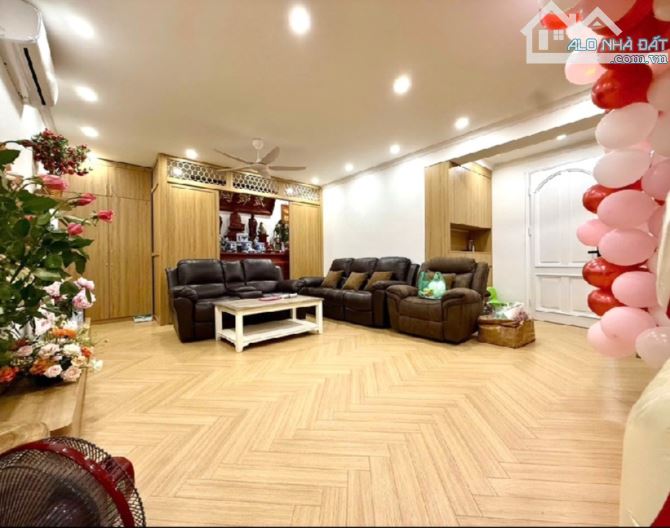 CC Cao Cấp/ 10.4 Tỷ/ 131 M2/ tầng 27/ Hoàng Đạo Thúy - 5
