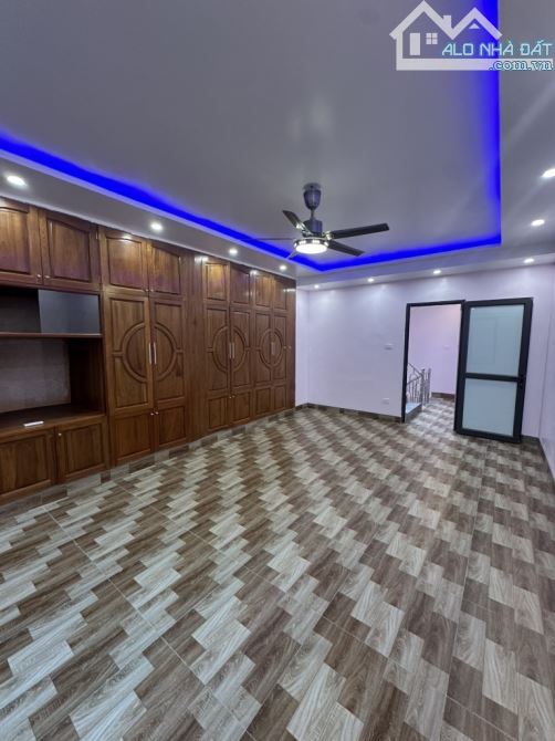 Khương Đình 50m2 , 4 tầng, mt 5,5m, gần phố, nhà mới, khu vực an sinh tốt, full nội thất x - 5