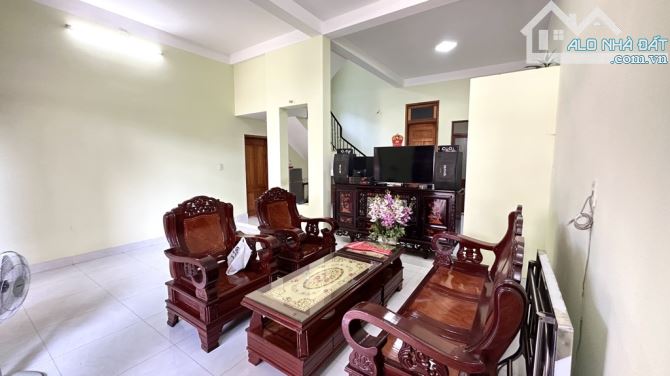 Nhà 3 tầng ô tô thông Phan Bội Châu, 120m2, ngang 6m, 3.x tỷ - 5