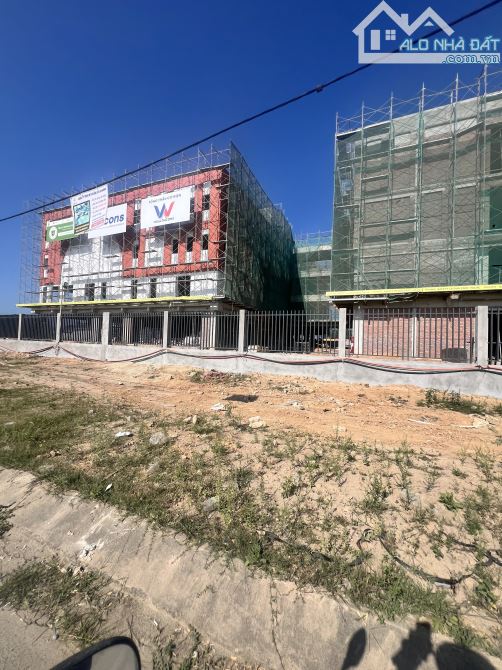 NHÀ 2 TẦNG-MẶT TIỀN LIÊM LẠC 12-HOÀ XUÂN-DT 100m2/5m RẺ NHẤT CHỈ HƠN 3 TỶ - 5
