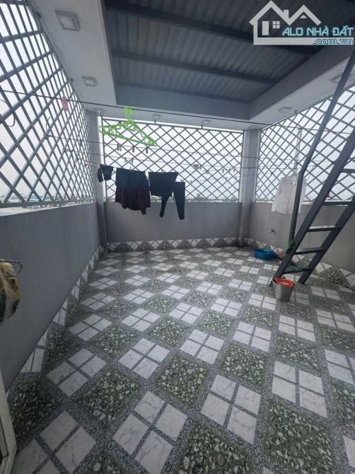 Hiếm Nguyễn Sỹ Sách, Tân Bình, 60m2, 4 tầng, chỉ 5.5 tỷ - 5