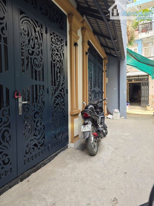 Bán nhà hẻm thông Phan Văn Trị, Phường 10, Gò Vấp, 34m2, SHR, nhỉnh 3 tỷ - 5