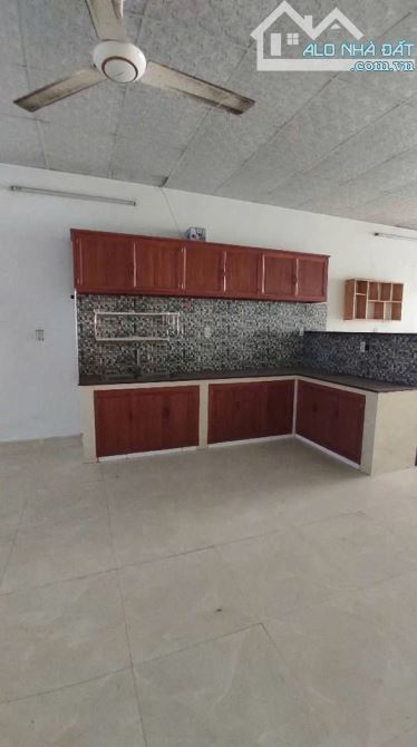🍀 Bán nhà gác lửng dt 80m2 ngay sau chợ đầu mối hóc môn giá 685triu sổ riêng - 5