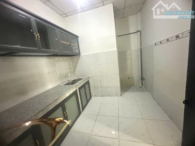 Nha 2 tầng đông hoà dĩ an hoàng hoa thám dt 93m2 - 5