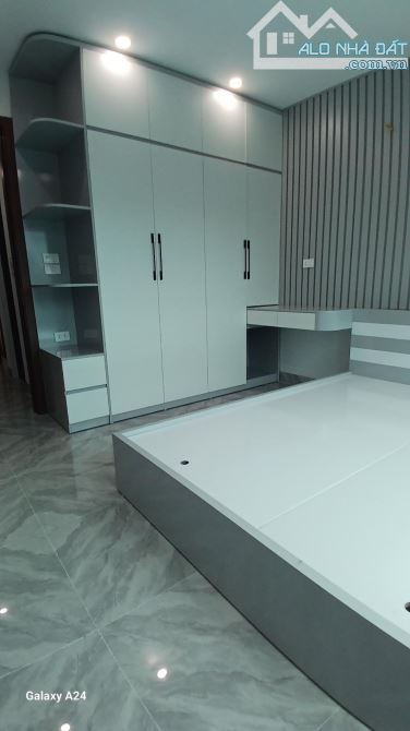 Bán nhà Bắc Từ Liêm mặt ngõ kinh doanh ô tô tránh 4 tầng kinh doanh chỉ hơn 6 tỷ - 5