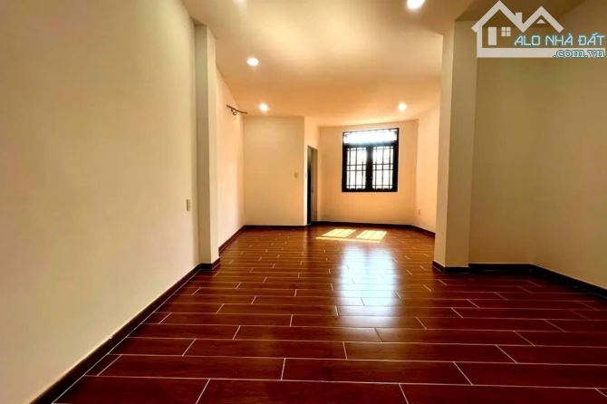 Bán gấp căn góc 3 tầng, Q.3, hẻm xe hơi tránh nhau, Lê Văn Sỹ, Sổ hồng riêng! - 5