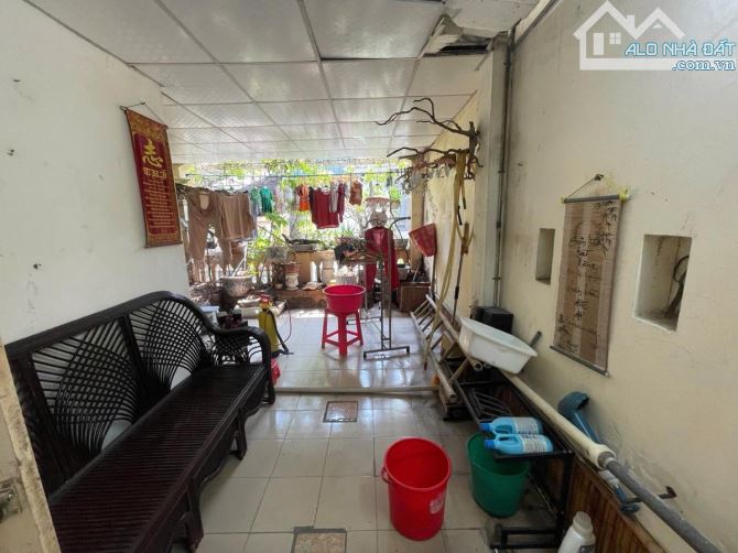 HIẾM QUẦN NGỰA BA ĐÌNH 80m 2T MT 5m 35Tỷ PHÂN LÔ KHU VỰC VIP 2MẶT NGÕ TRƯỚC NHÀ Ô TÔ TRÁNH - 5