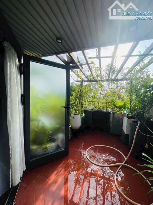 BÁN NHÀ 2 TẦNG ĐẸP GẦN BIỂN NGUYỄN TẤT THÀNH – VIEW CÔNG VIÊN, THOÁNG MÁT TRỌN ĐỜI - 5