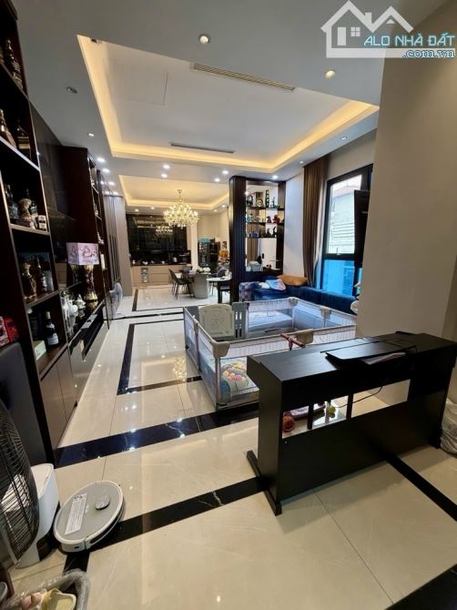 HOÀN KIẾM-VIP-SÁT PHỐ LÝ NAM ĐẾ-Ô TÔ ĐỖ CỬA-LÔ GÓC-MẶT TIỀN KHỦNG-THANG MÁY-FULL NỘI THẤT - 5