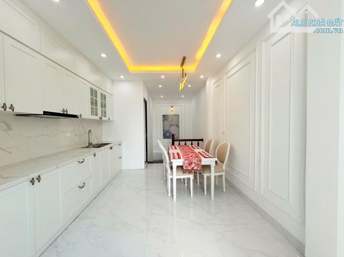 BÁN NHÀ MẶT NGÕ 10,5 TỶ 41m 5 TẦNG MT 3,1m THANG MÁY XE BA GÁC TRÁNH ĐÀO TẤN BA ĐÌNH - 5