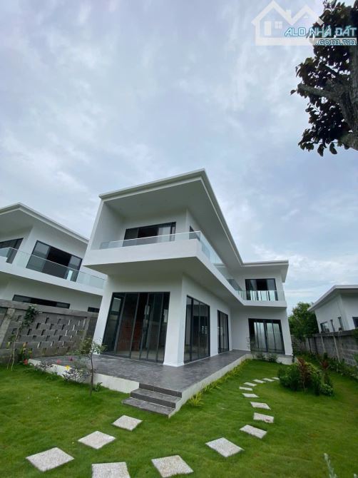VILLA 1 TRỆT 1 LẦU MT NGUYỄN HUỆ - ĐẤT ĐỎ - BRVT - 5