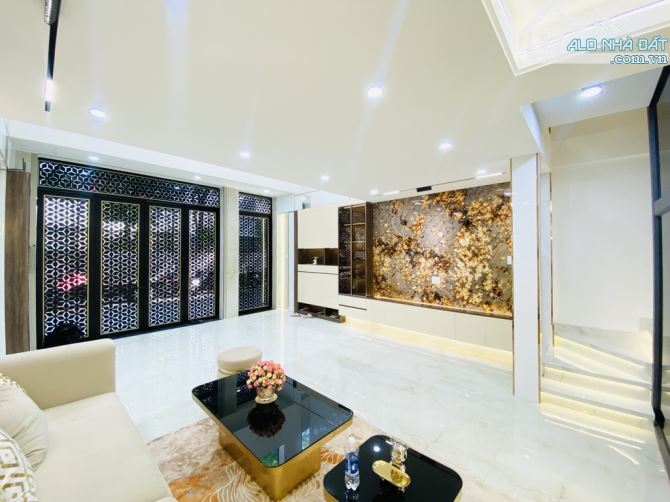 NHÀ GÒ VẤP CÓ THANG MÁY TRÊN ĐƯỜNG PHAN HUY ÍCH GIÁ 10,99 TỶ TL 7 TẦNG SHR - 58