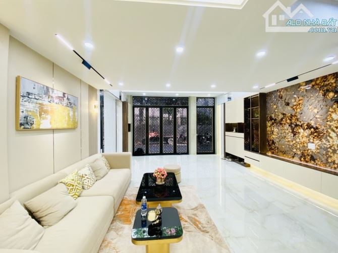 NHÀ GÒ VẤP CÓ THANG MÁY TRÊN ĐƯỜNG PHAN HUY ÍCH GIÁ 10,99 TỶ TL 7 TẦNG SHR - 59