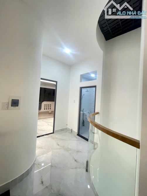 Q6 - NHÀ MỚI ĐẸP Ở NGAY - 47M2 - NỞ HẬU TÀI LỘC - HẺM XE HƠI TỚI CỬA ĐẬU THOẢI MÁI - 6