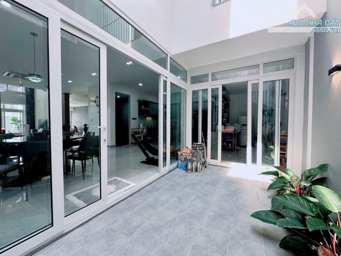 Giảm 8 tỷ còn 39 tỷ bán nhà 2 góc  Nguyễn Văn Nghi Q.Gò Vấp 7.1x23m - 4 tầng HĐT~1 tỷ/năm. - 6