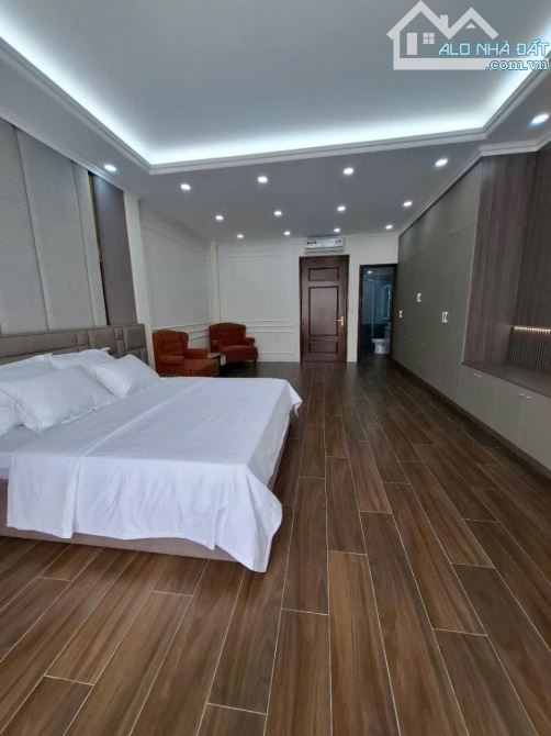 Bán gấp! Văn Phú, Hà Đông DT 50m2, 7 tầng, MT 5m, thang máy, ô tô tránh, vỉa hè, nhỉnh 19 - 6