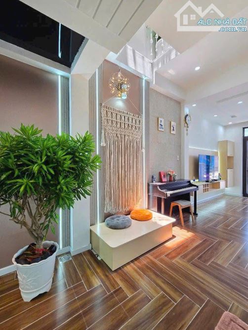 Bán nhà Đẹp đường Hải Phòng, gần Ông Ích Khiêm - 6