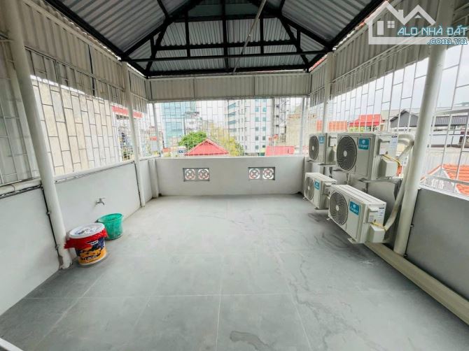 BÁN NHÀ NGÕ 89 Lạc Long Quân, Cầu Giấy, Ngõ Nông DT 27m( từ T2 30m ) 5 Tầng, MT 3,8m Gia 5 - 6