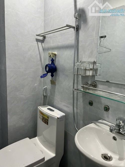 TRUNG TÂM CẦU GIẤY - 10 PHÒNG KHÉP KÍN - 1 NHÀ RA PHỐ  - NGÕ THÔNG KINH DOANH - 17.4 TỶ - 6