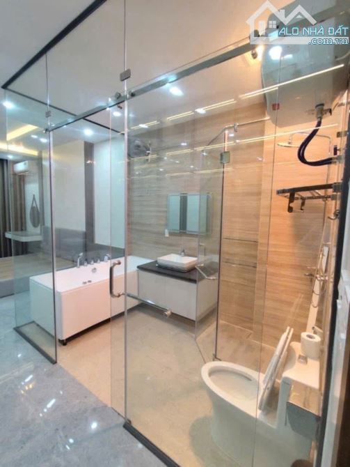 Bán nhà 5 tầng thang máy phân lô Lê Hồng Phong gần Big - 6