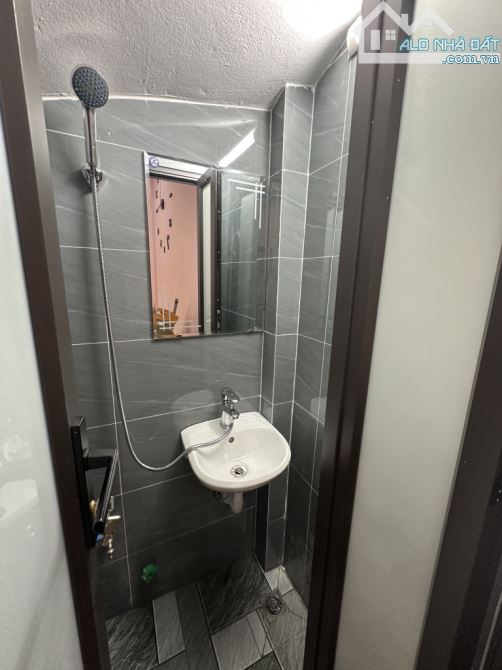 Khương Đình 50m2 , 4 tầng, mt 5,5m, gần phố, nhà mới, khu vực an sinh tốt, full nội thất x - 6