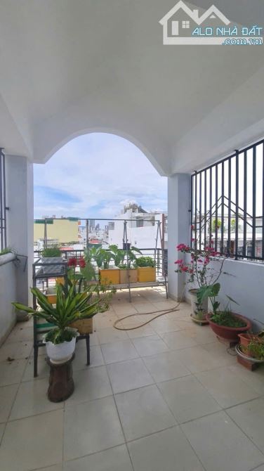 BÁN GẤP NHÀ 05 TẦNG MẶT TIỀN ĐƯỜNG HOÀN KIẾM , TP NHA TRANG GIÁ 8,8 TỶ - 6