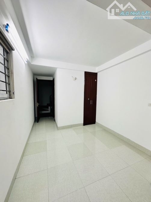 Phân lô Chùa Láng Đống Đa 1 bước ra oto tránh dân xây full công năng quá hiếm - 6